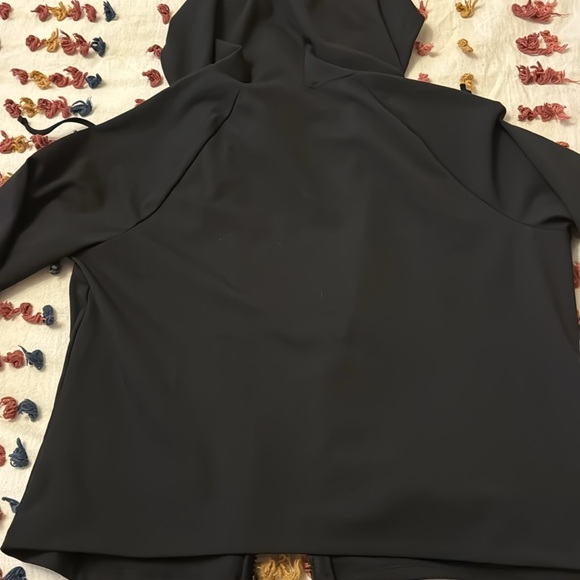 Fabletics large crop zip up jacket - Picture 6 of 6